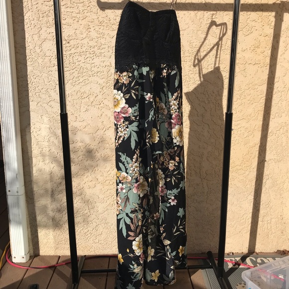 Floral Hawaiian Dress - Picture 2 of 8